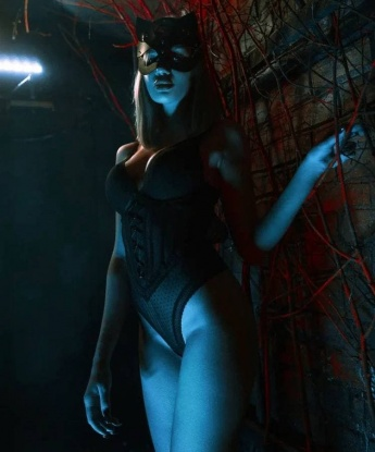 Восхитительные эмоции и незабываемые моменты обеспечены. 🥰
У меня раскованный характер, открытая натура и отличное чувство юмора. Я всегда рада предложить массу возможностей для твоего удовольствия. 💋
Мои услуги охватывают все, о чем ты только мечтаешь. От страстных эротических массажей и романтических свиданий до экстравагантных фантазий и ролевых игр. 🌟
Живу в Москве и готова порадовать тебя своими способностями. Профессиональные навыки и искусный темперамент обещают незабываемые встречи. Доверься моим рукам и телу. 😉
Мои фото говорят сами за себя. Проверь, оставившись доволен клиентами, которые уже наслаждались моей компанией. 😏
Жду твоего звонка, любимый. Доверься моим способностям, и ты обретешь настоящие наслаждения, которые никогда не забудешь. 💫 14517, 21 год