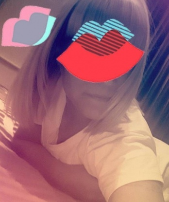 Милая и нежная девушка ждет в гости щедрого джентльмена. Помогу тебе расслабиться и забыть обо всех заботах. Со мной ты почувствуешь себя настоящим королем! 3989, 34 года